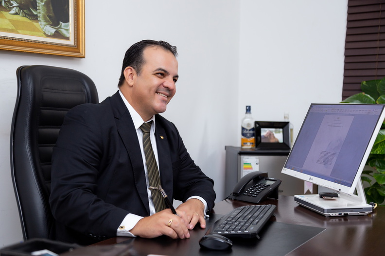 Dr. Wander Barbosa, advogado criminalista — advogado crime contra ordem tributaria Dr. Wander Barbosa, advogado criminalista — advogado crime contra ordem tributaria