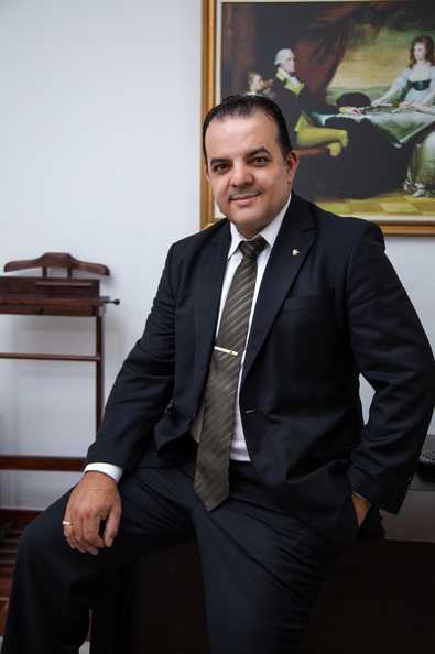 Dr. Wander Barbosa, advogado criminalista — advogado sequestro carcere privado